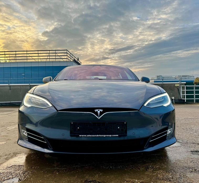 Tesla Model S Stare excelenta / FullSelfDriving HW / Panoramic / Incalzire Scaune