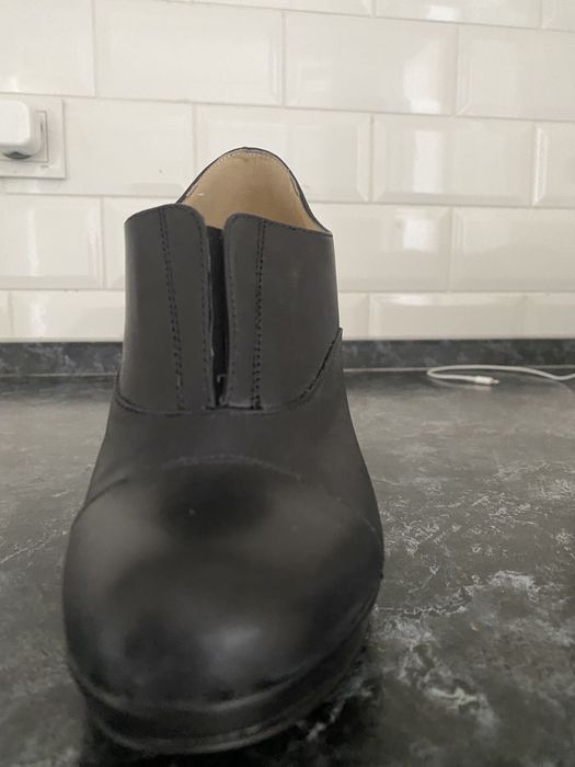 Новые кожаные ботильоны