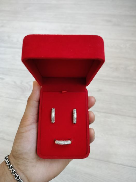 Бриллиант хорошем состоянии срочно продам