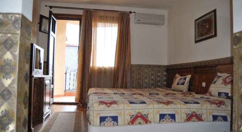 Хотел Троя-гр. Свети Влас-Продавам