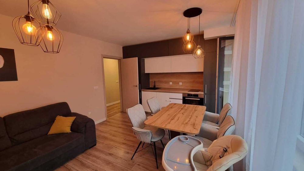 Дава се под наем Тристаен апартамент в София, Оборище - 108 кв.м за 540.6 € - Снимка #2