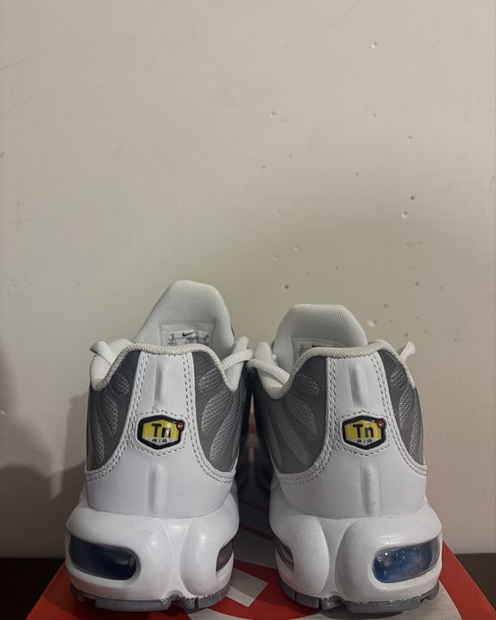 the Nike Air Max Plus Sail Grey- 41,43,44
