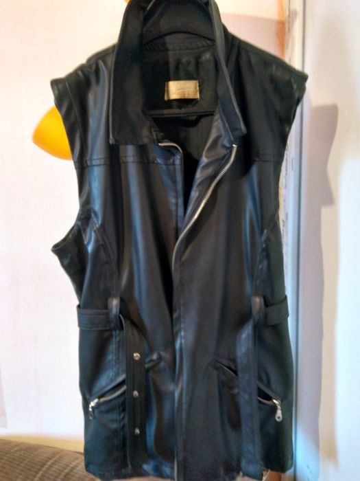 Vestă damă în stare buna