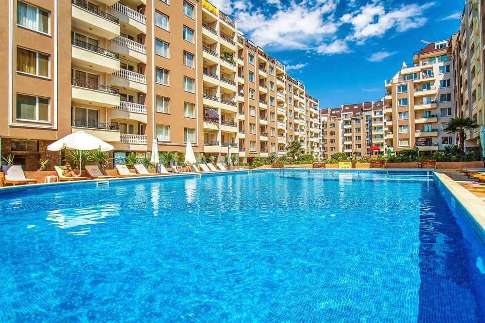 Апартамент за нощувки The Pearl Executive Signature