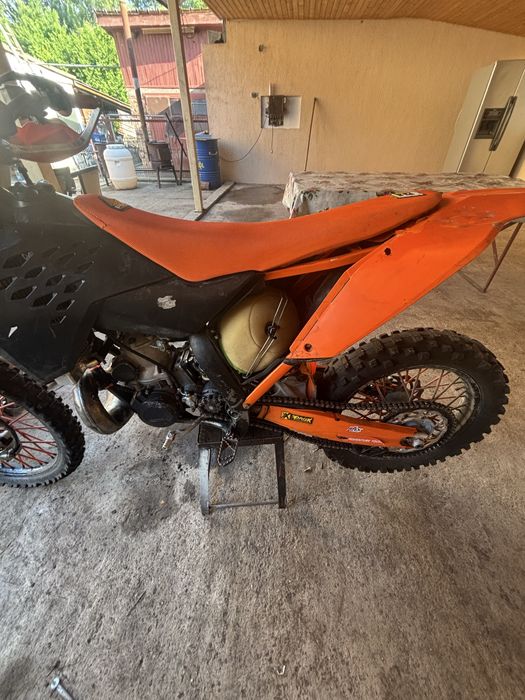 Vând ktm 250 2t