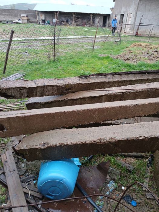 Столба сотилади паркентда