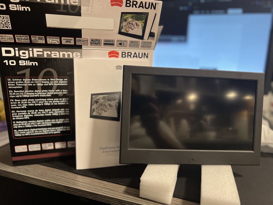 Дигитална фоторамка BRAUN DigiFrame Slim 10 (10"/16:9)