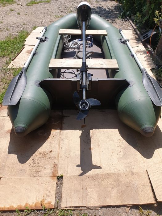 Продам лодку Аква 2800 возможен торг