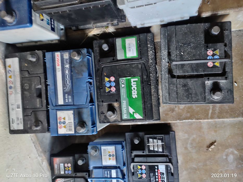 акумолатори за коли