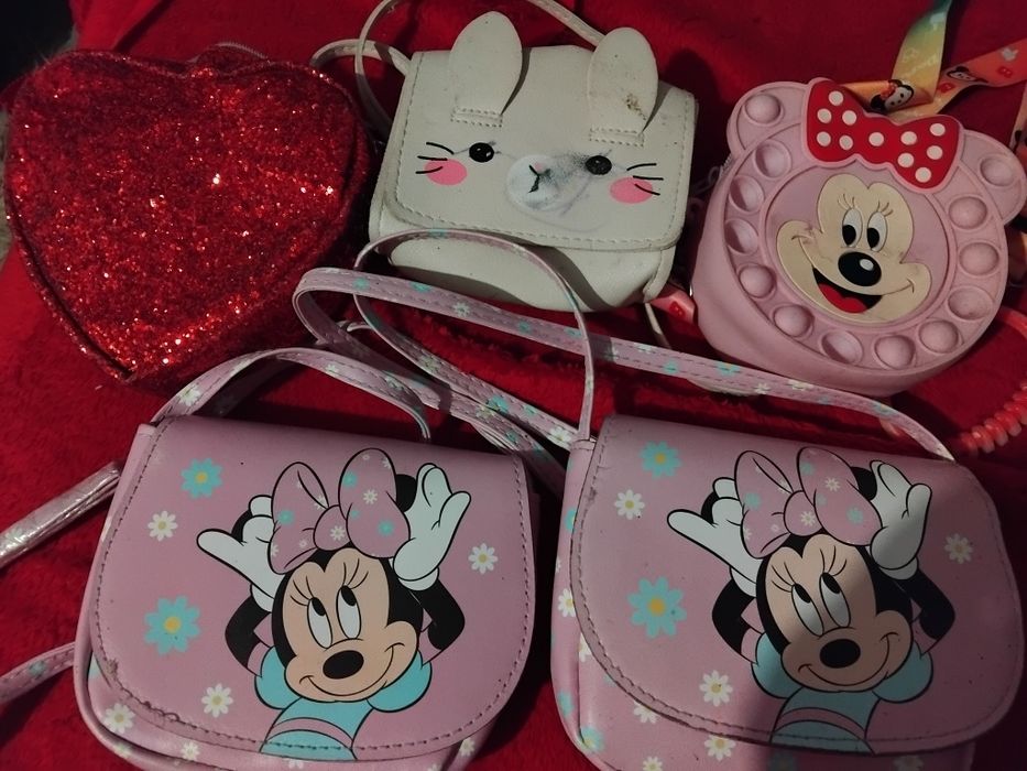 Donez gentuțe fetita