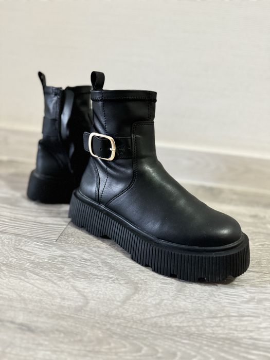 Продам ботинки Zara р.33