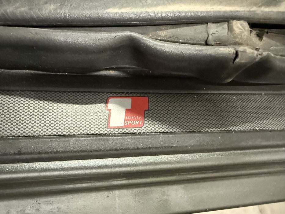 Toyota Corolla 2.0D4D 116 на части