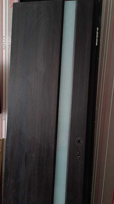 Продаю межкомнатные двери  б/у