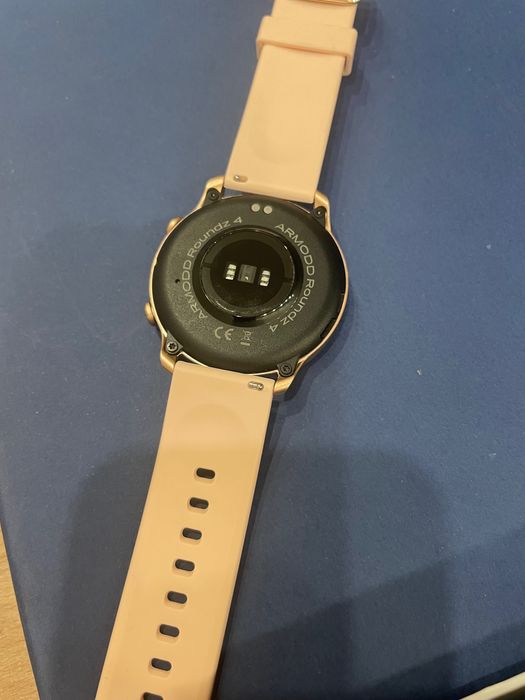 Смарт часовникът Roundz 4