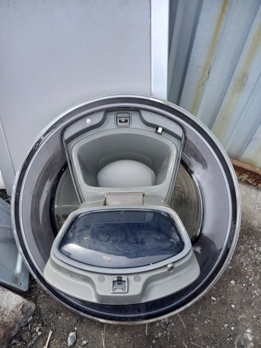 Продам дверь от стиральной машинки самсунг