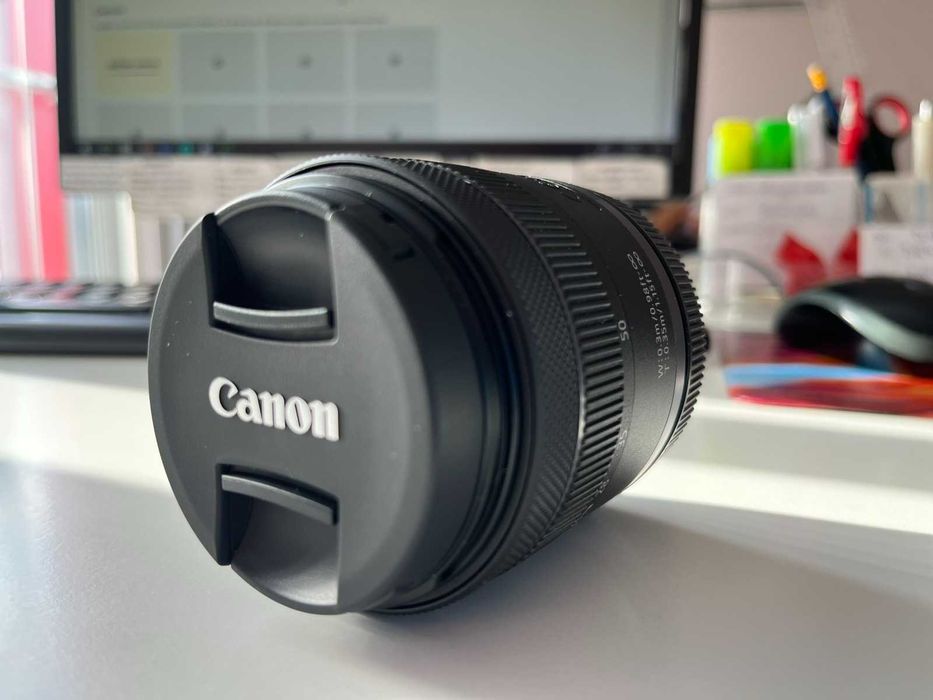 Обектив Canon RF 24–50mm f/4.5–6.3 IS STM – ЧИСТО НОВ