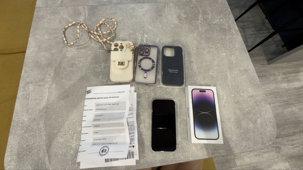 Продавам Iphone 14 pro