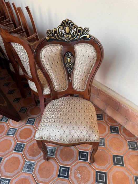 Stol stul 12tali stuli toza yong’oq