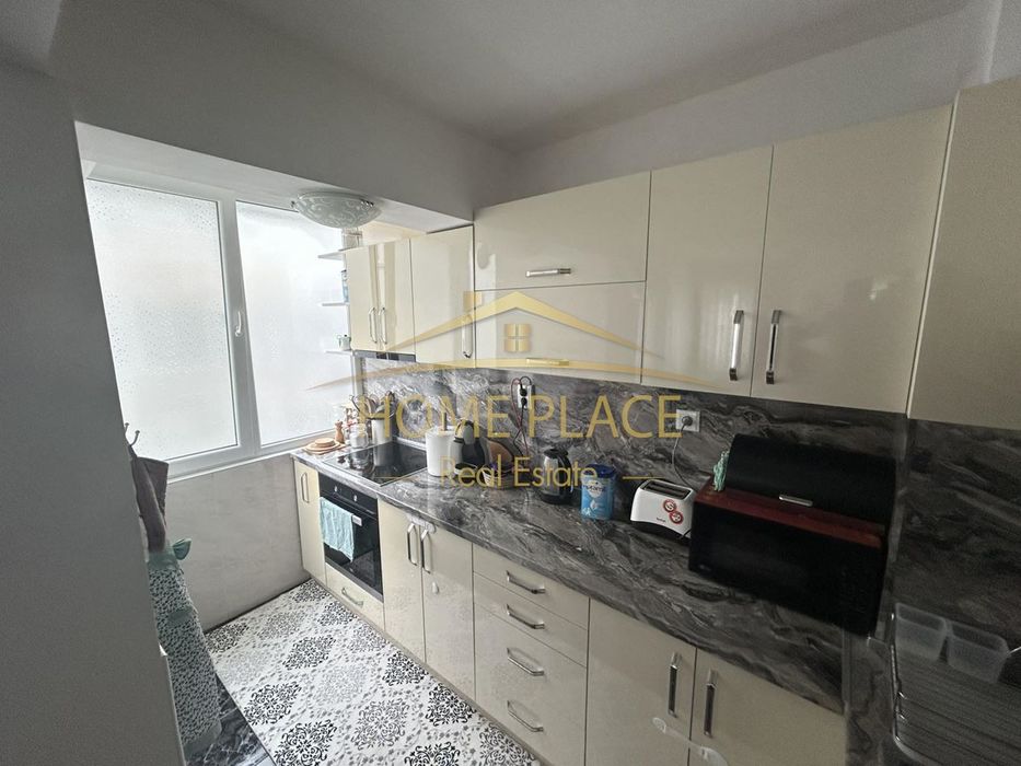 Продава се Тристаен апартамент в Варна, Погреби - 81 кв.м за 2531 €/кв.м - Снимка #2