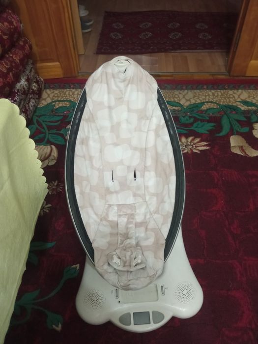 Болажонлар учун качелия няня .Хамма функциялари тулик ишлайди.