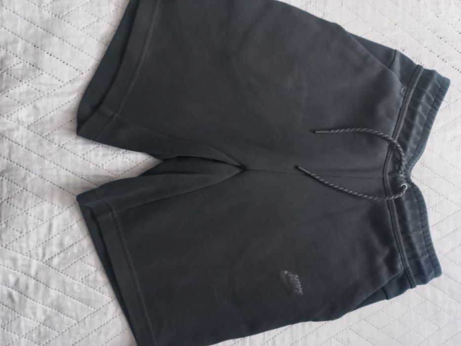 Nike Shorts Tech Fleece