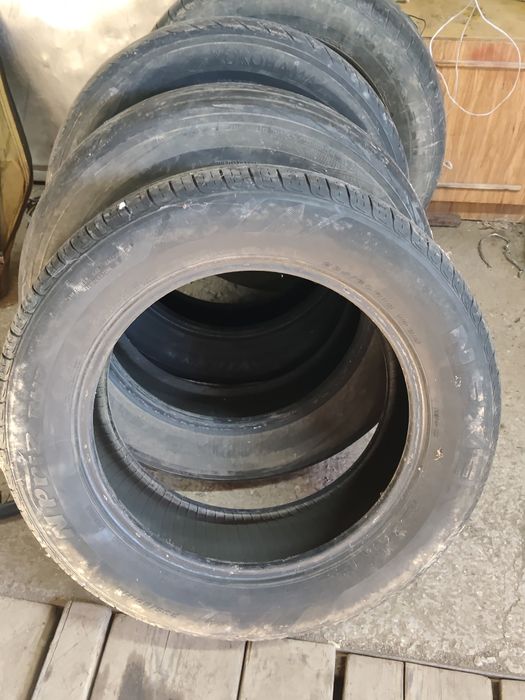 продам 2 пары покрышек