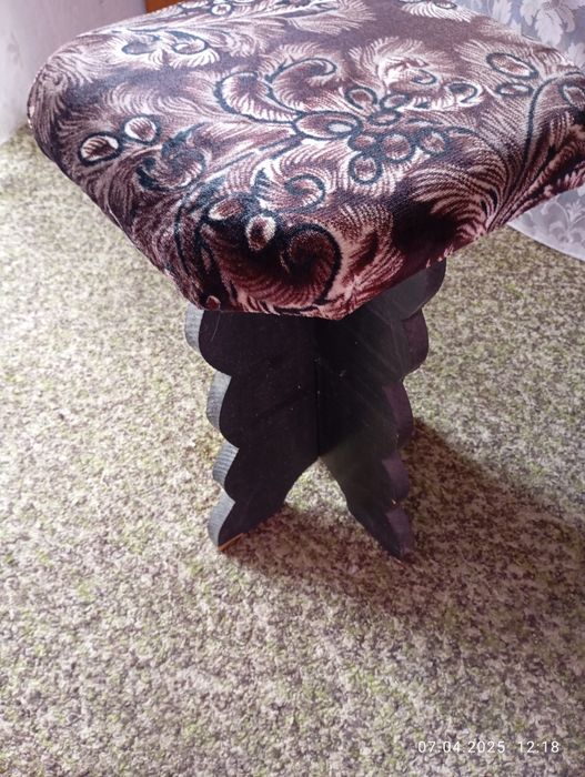 Табуретки для кухни.