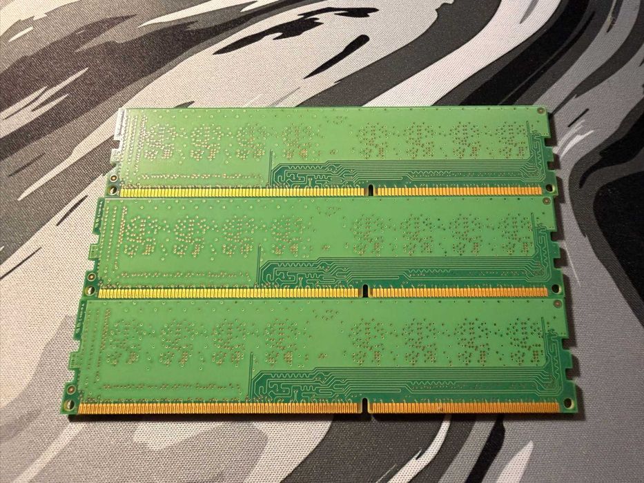 RAM Desktop Samsung DDR3 4GB 1600 MHz – la bucată sau pachet