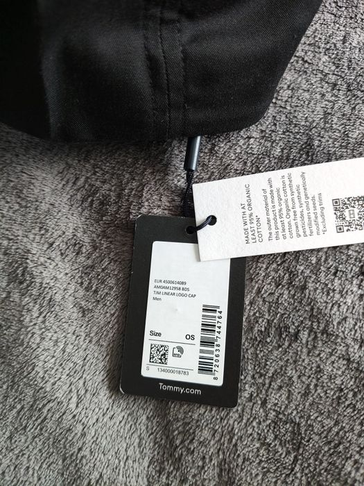 Tommy Jeans șapcă unisex neagra cu logo brodat marime OS noua originala