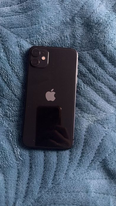 Iphone 11 б/у.
