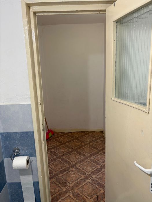 Garsoniera de vânzare