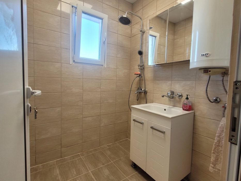 Продава се Тристаен апартамент в Пловдив, Коматево - 86 кв.м за 1349 €/кв.м - Снимка #4