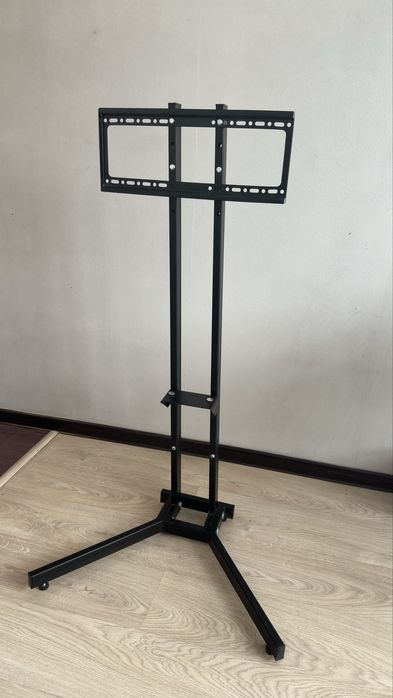 Подставка для телевизора, кронштейн