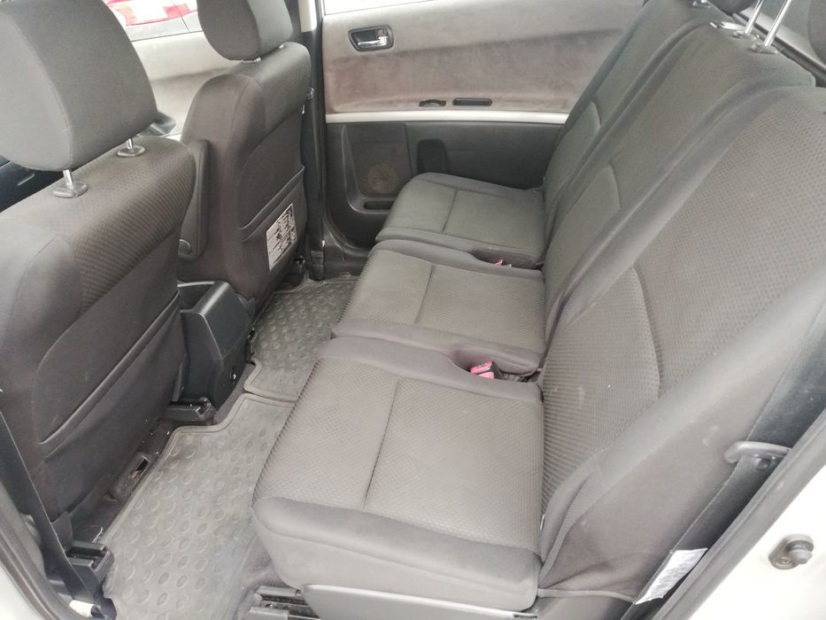 Продавам Toyota Corolla Verso 6+1 места в отлично състояние