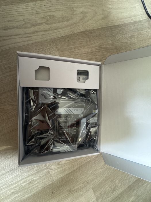 Материнская плата ASUS PRIME B760-PLUS