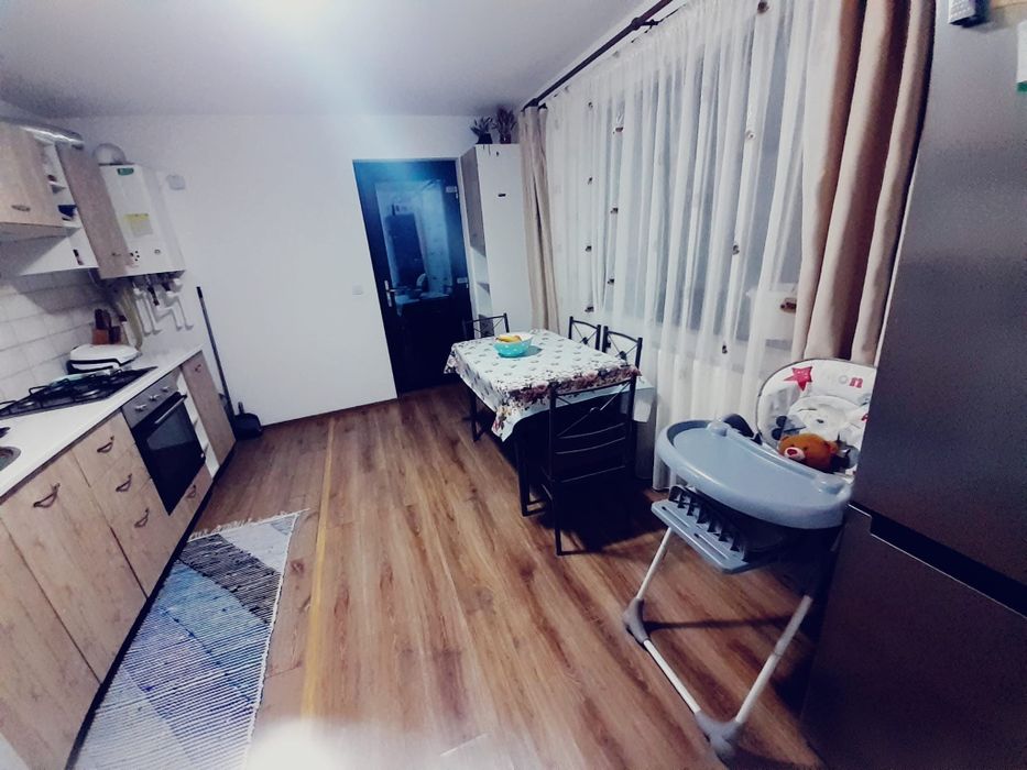 Casă de închiriat! NEGOCIABIL!!