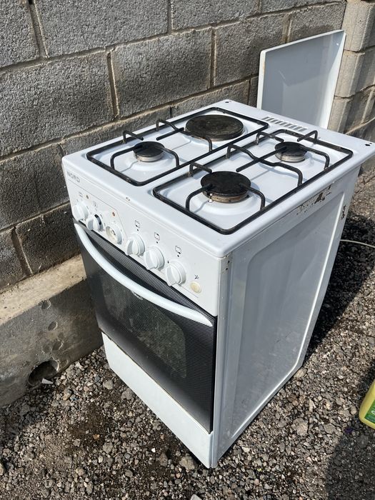 газовая плита продам