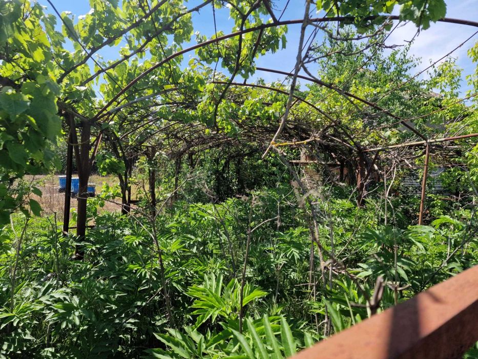 Дворно място / парцел с постройка в село Преспа, община Балчик