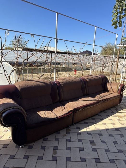 Диван для гостиной