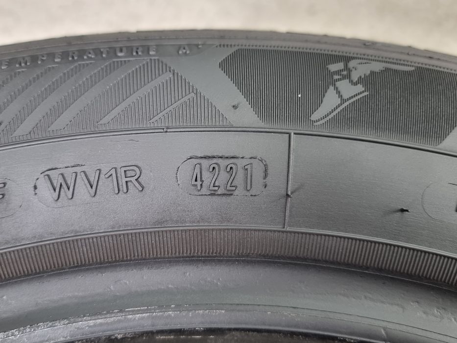 205/55/16 Goodyear 4Броя: 160€ 7.5мм