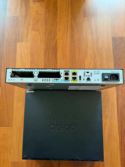 Cisco 1921/K9 V05 Router / Рутер Сиско 1921/К9