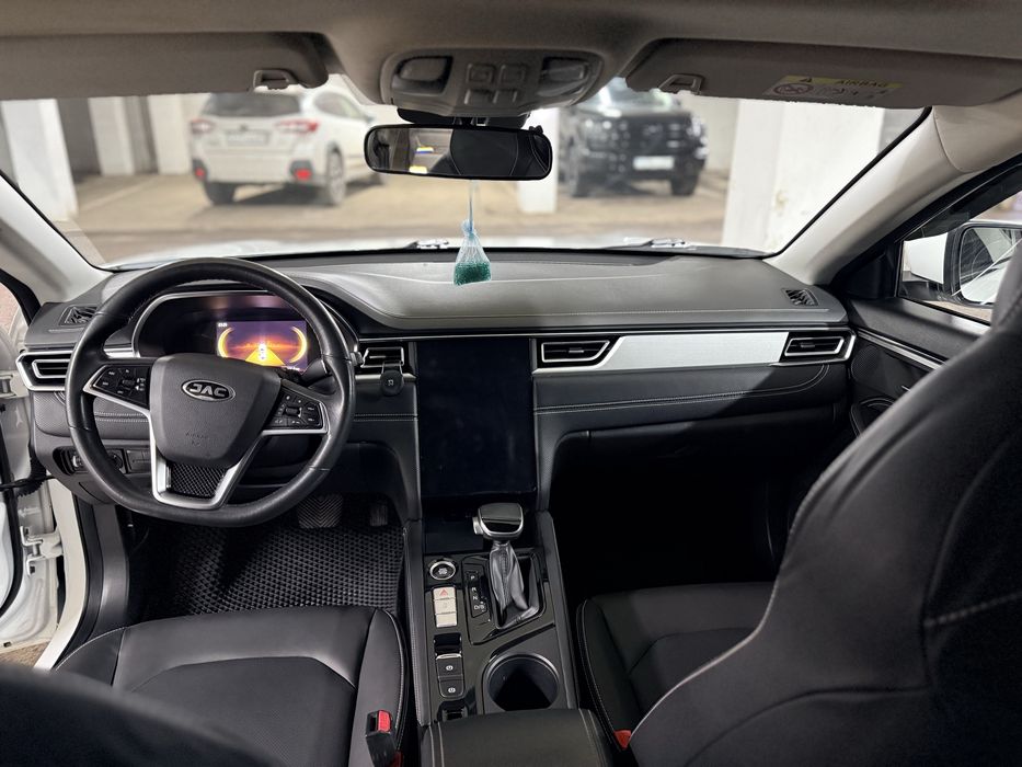 Аренда авто с выкупом Jac j7