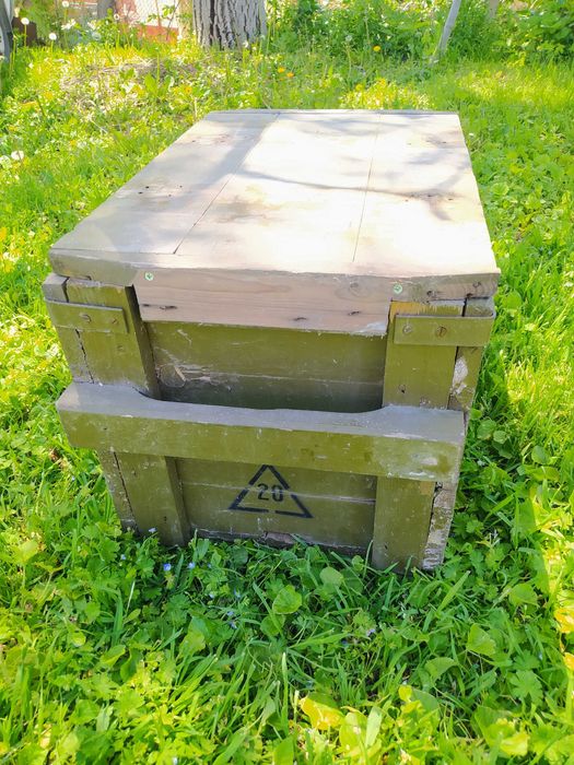 Продавам сандъци, преработени за 9-рамкови кошери