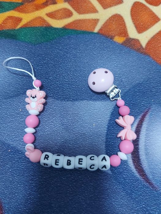 Lanturi brelocuri si bratari personAlizate