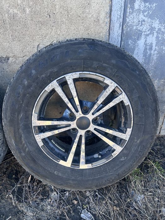 Продам диски с резиной 225/70 R16