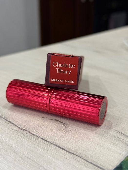 Матовая помада Charlotte Tilbury "mark of a kiss" Оригинал