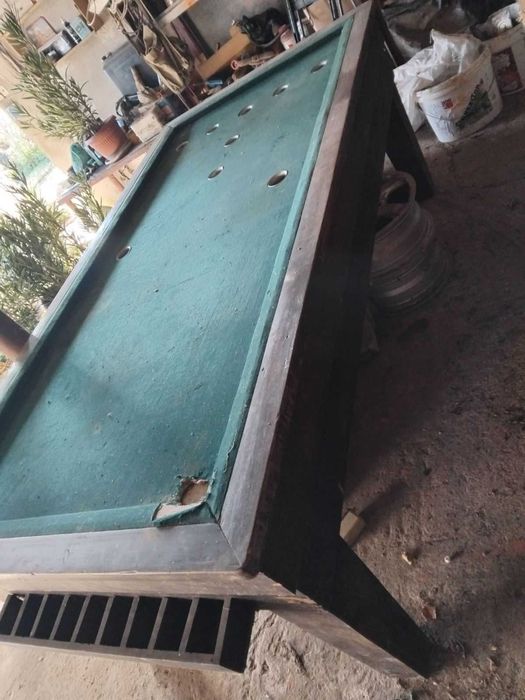 Продавам моникс със щеки