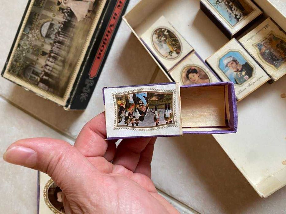 Комплект, колекция руски кибрити Война и мир