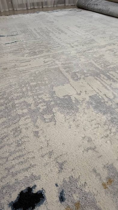 Продам ковёр 300*400