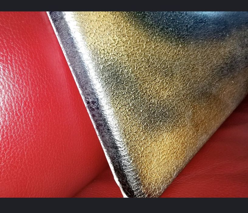 Картина на платно женско тяло в еротична поза